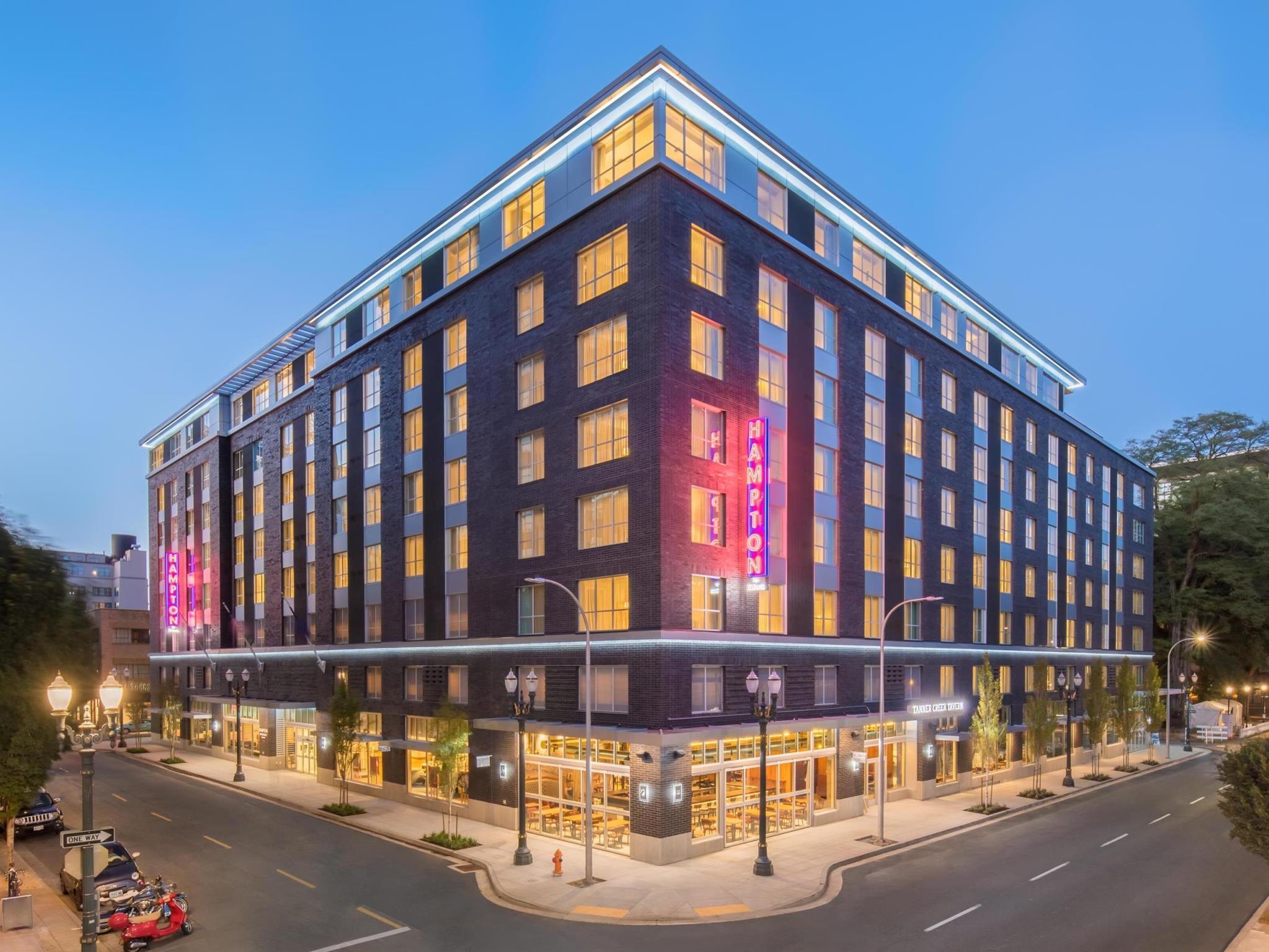 Hampton Inn And Suites By Hilton Portland-Pearl District المظهر الخارجي الصورة